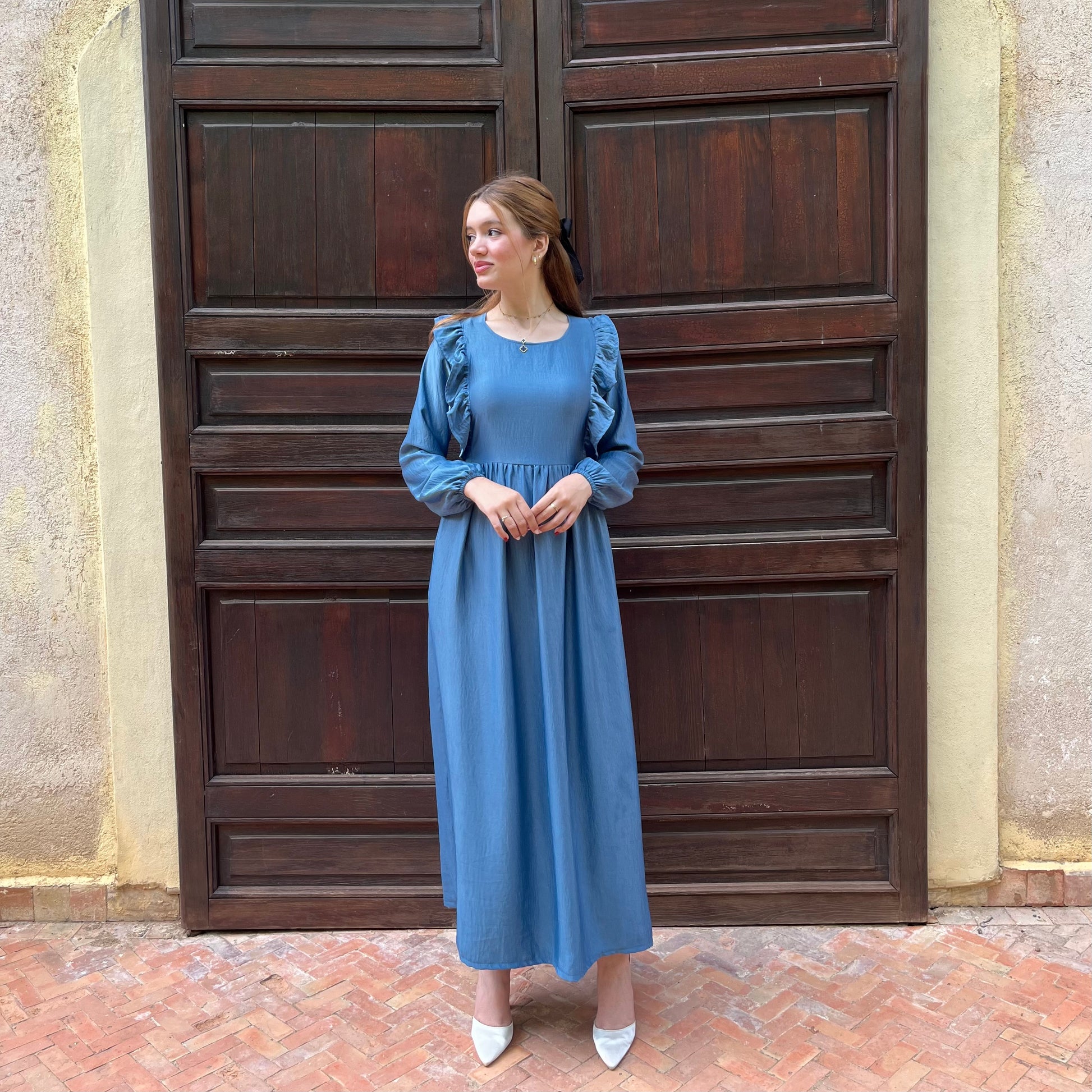 Robe à manches bouffantes